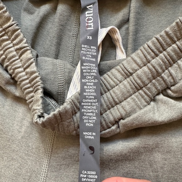 NWT Vuori Boyfriend Jogger in Laurel Heather Green Size X-Small - Picture 5 of 11